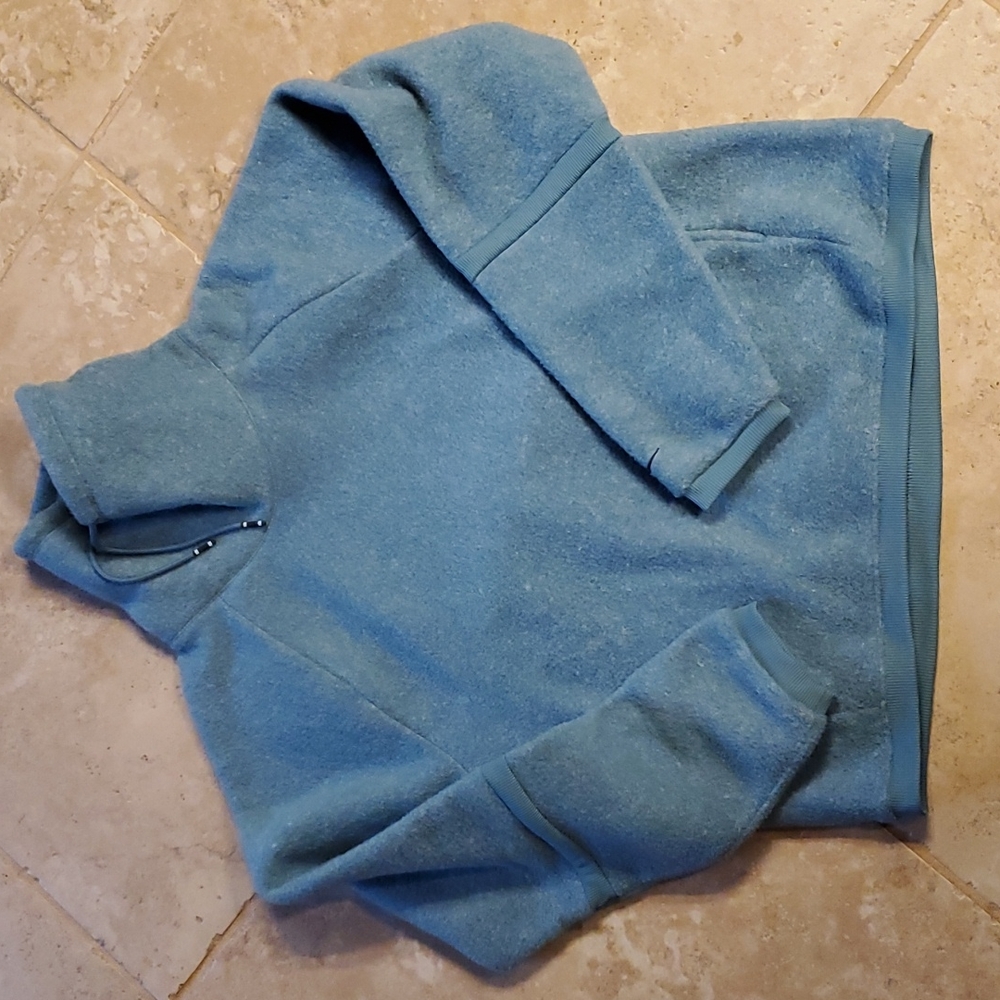 EUC Nike sweater